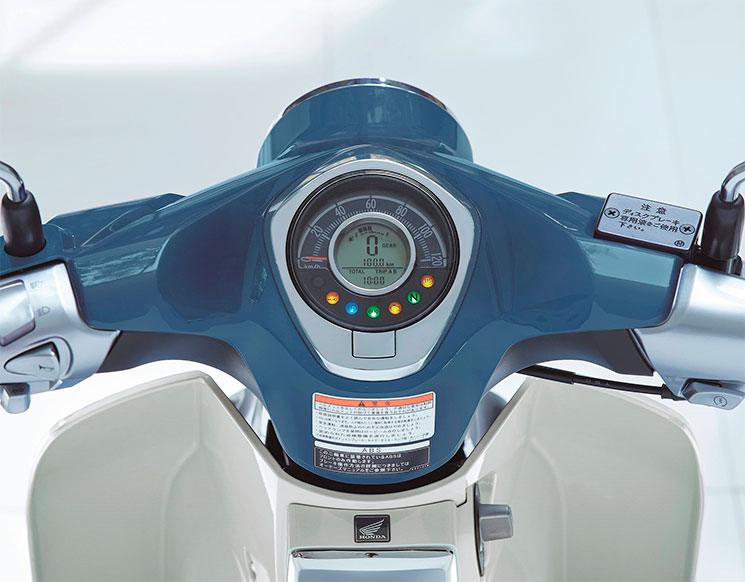 HondaSuperCub125-2.jpg