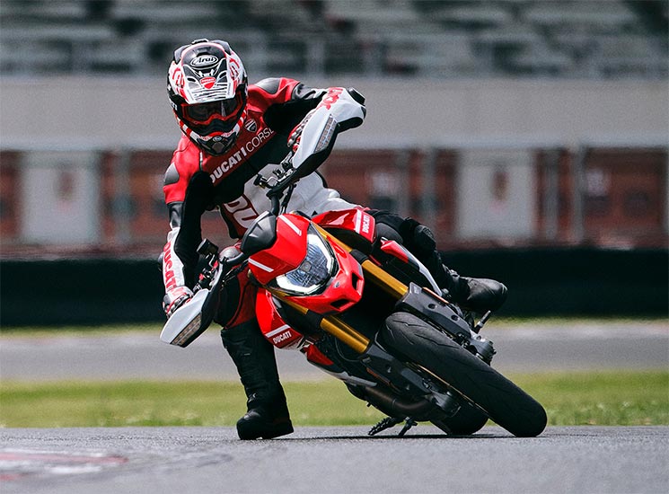 /Hypermotard-Ducati-950-SP-2022-