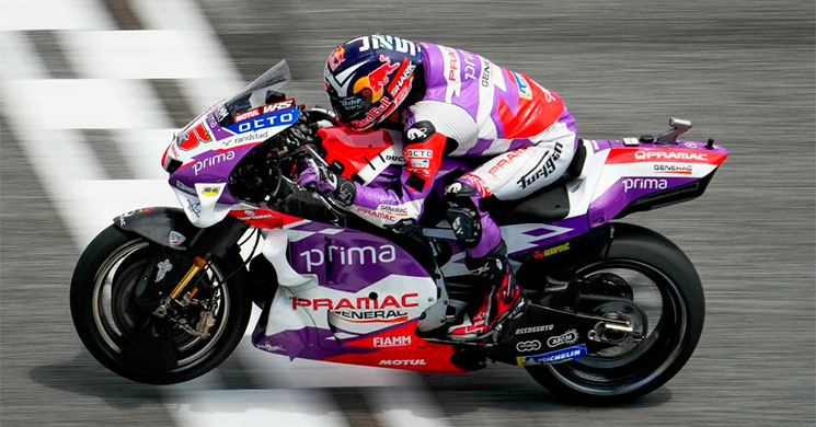 s/JohannZarco-3w4536.jpg