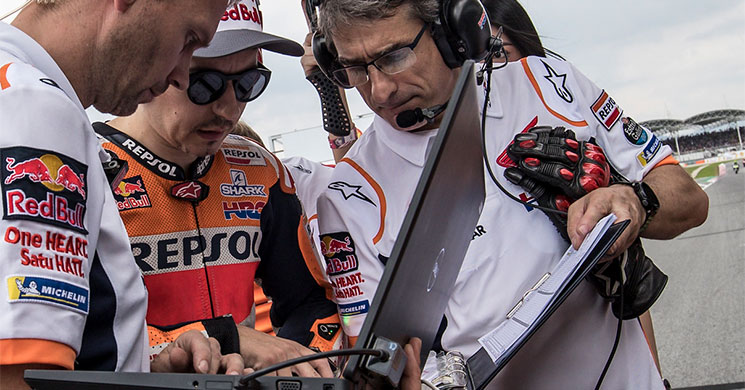 JorgeLorenzoMotoGP2019(5).jpg