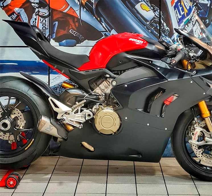 JorgeMartin-Panigale-V4S-3.jpg