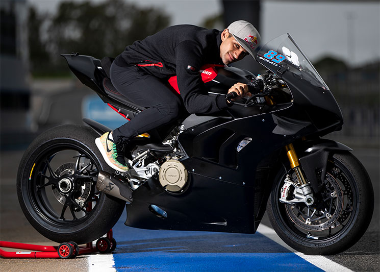 JorgeMartinPanigaleV4
