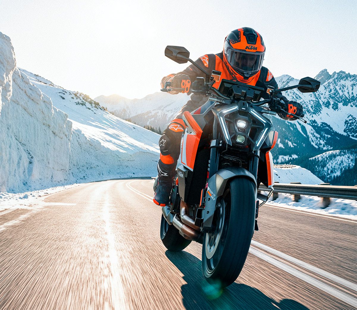 KTM-1390-Super-Duke-RR