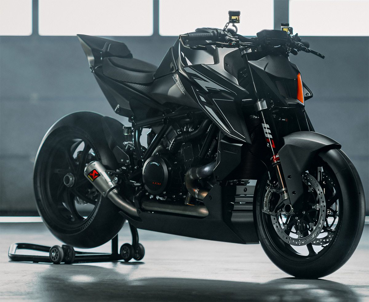 KTM-1390-Super-Duke-RR-Trak