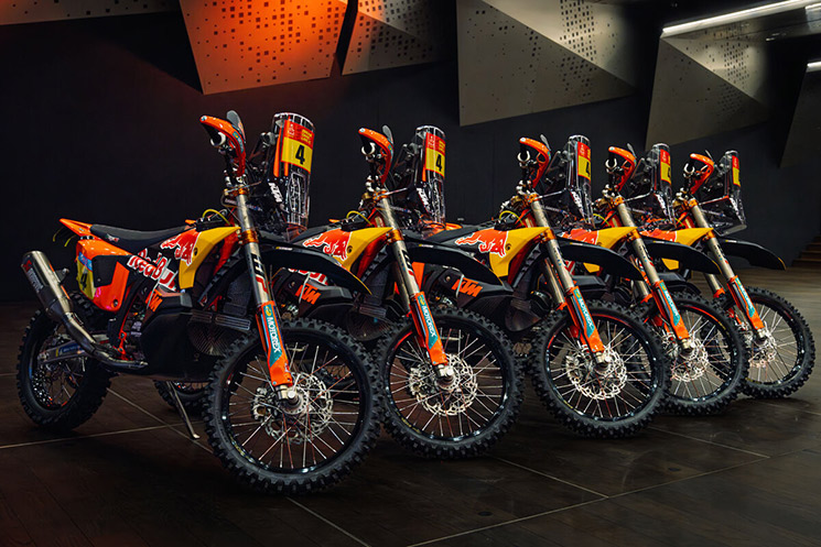 /KTM-450-Rally-Replica