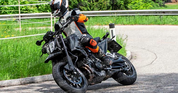 KTM-790-Supermoto.jpg