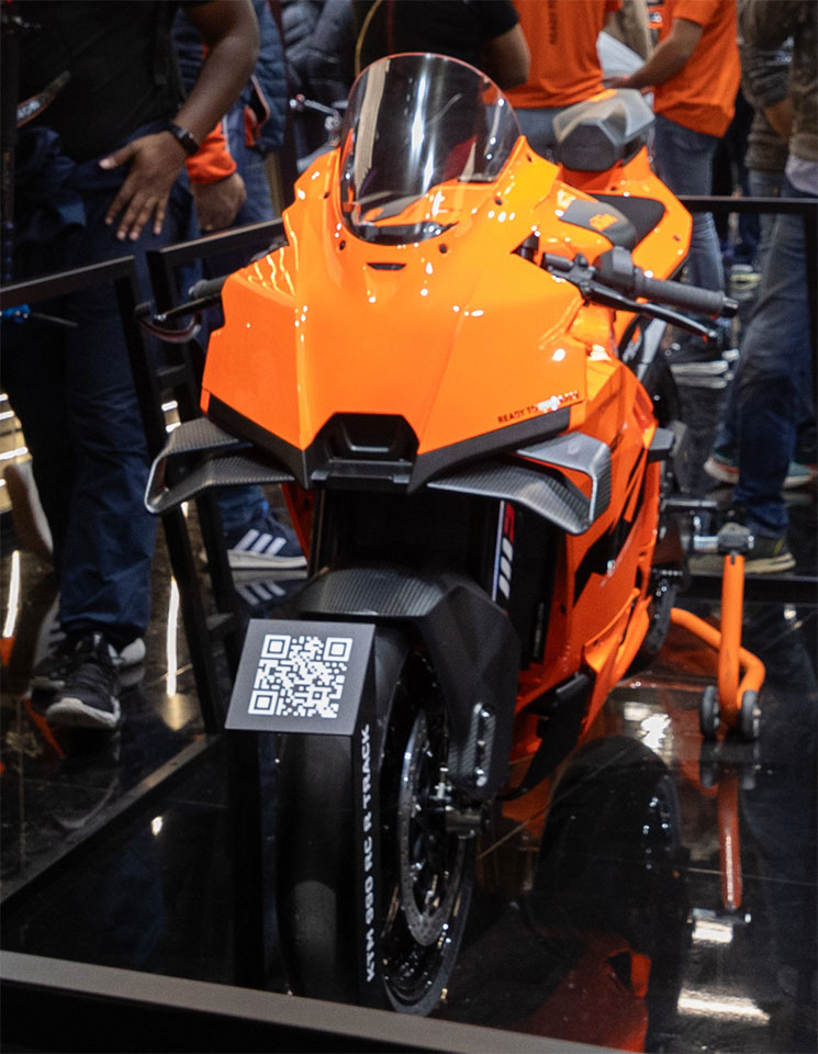 KTM-990-RC-R-2025