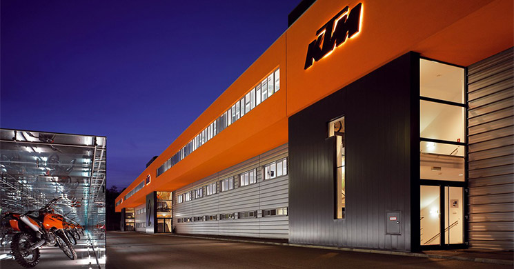 ktm fabrica