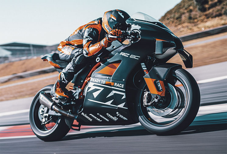 /KTM-RC-8R-2023-10.jpg
