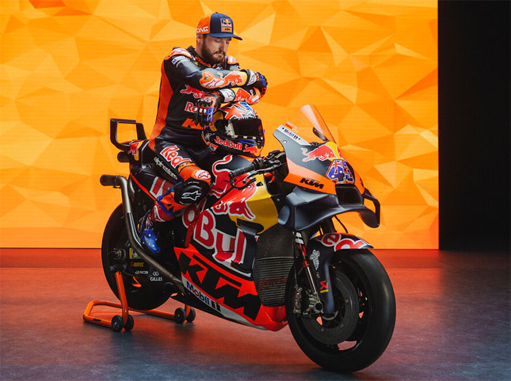 /KTM-RC16-2024.jpg