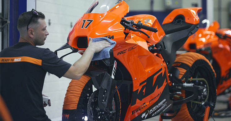 KTM-RC8C-2021.jpg