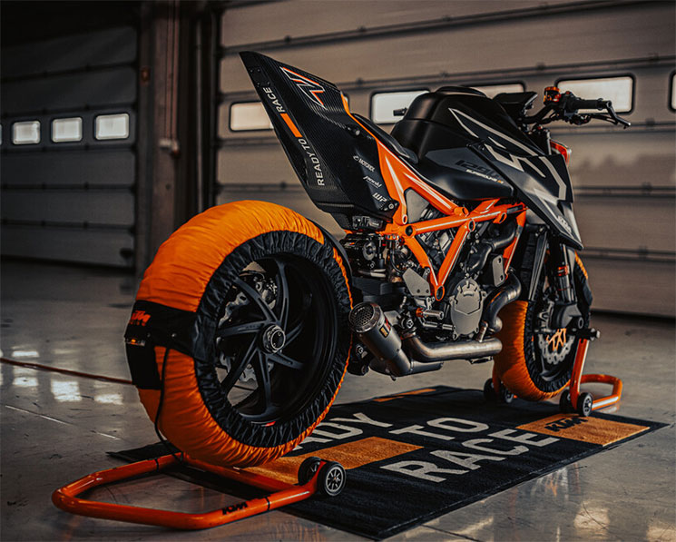 KTM-SuperDukeRR-2023
