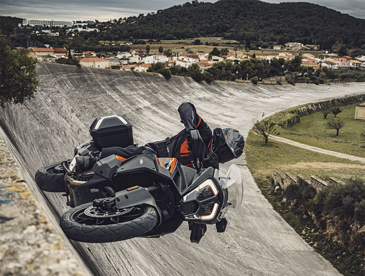 KTM1290-SuperAdventureS-2021