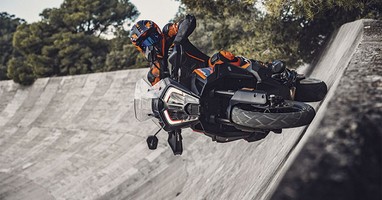 KTM1290-SuperAdventureS-2021