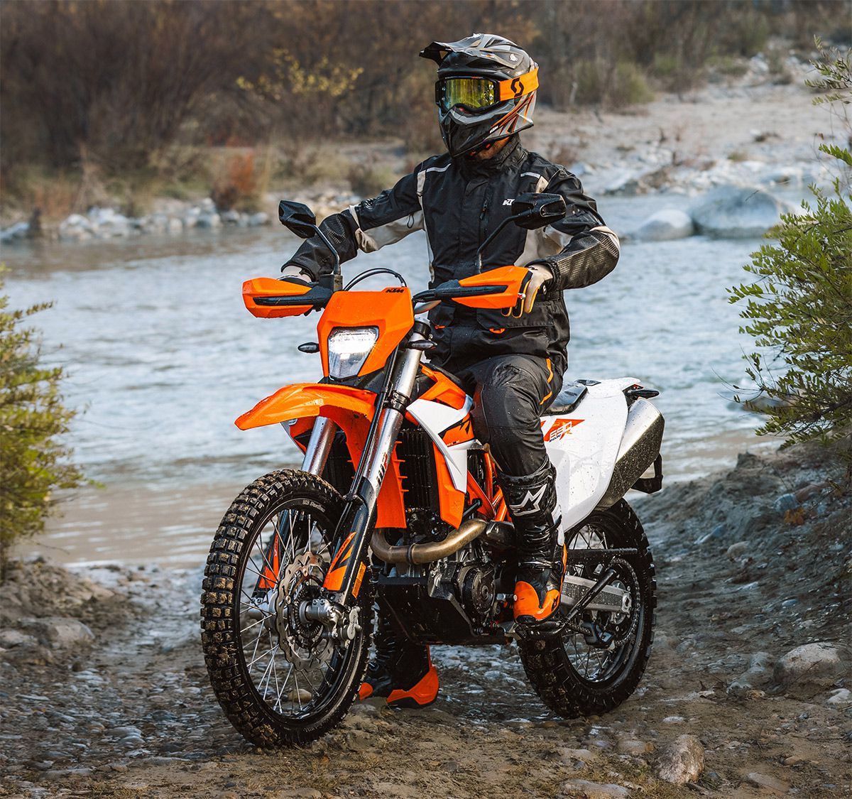 KTM enduro 690