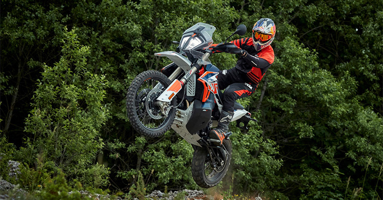 /KTM790-Adventure.jpg