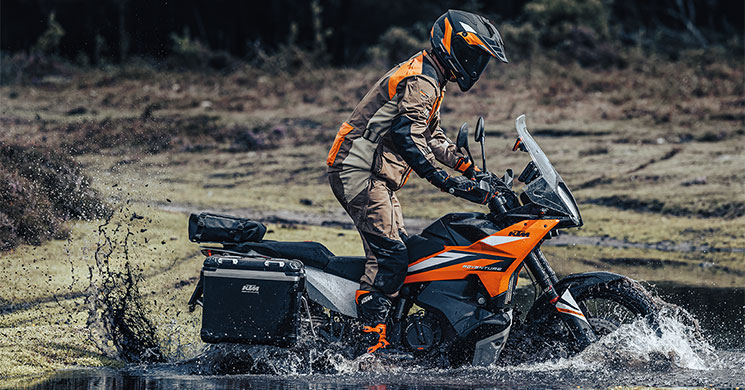 KTM890-Adventure-2023.jpg