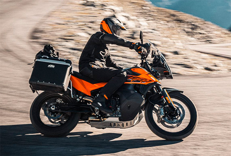 /KTM890-Adventure-4