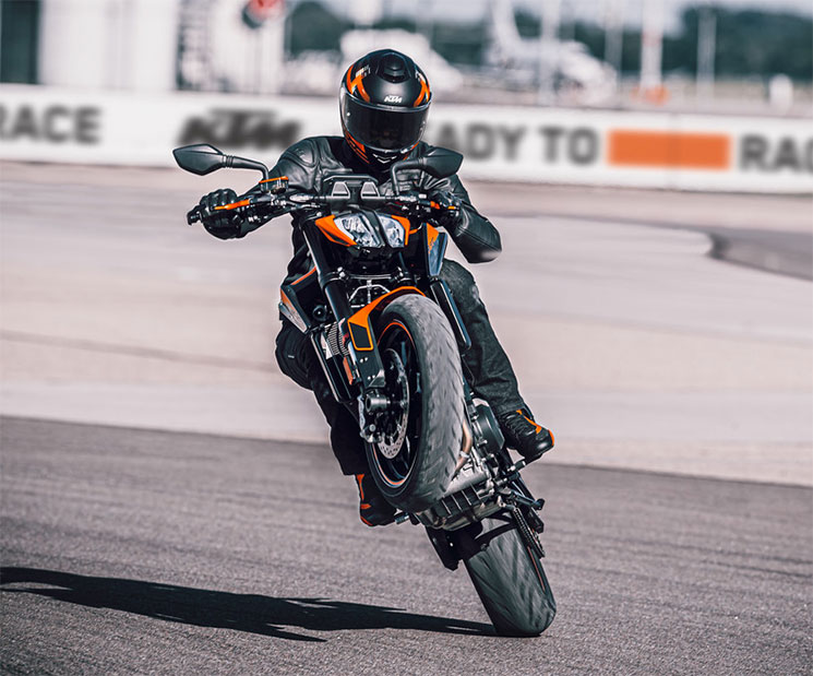 KTM890-Duke-2021-1.jpg