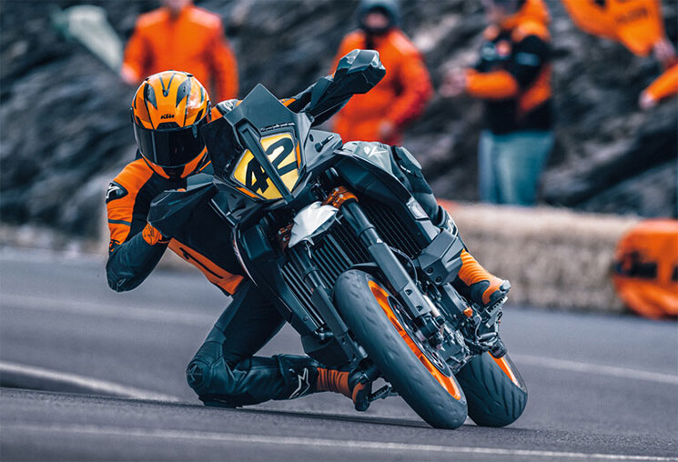 KTM890-SMT