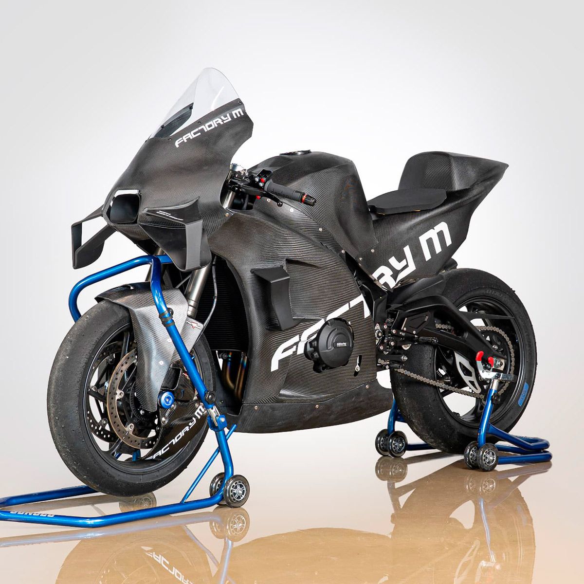 /KTMRC16TriumphStreetTriple