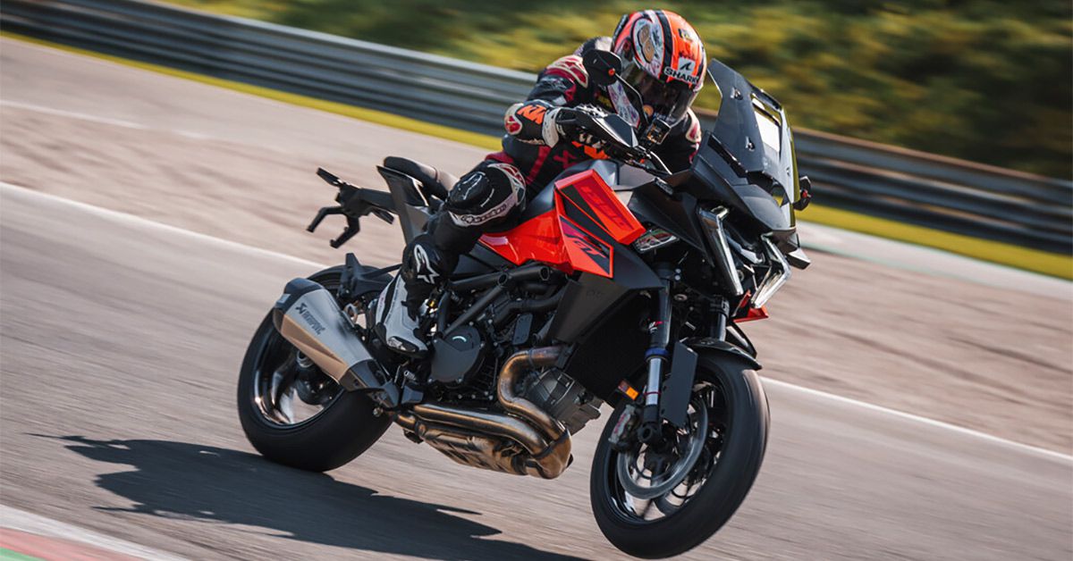 KTM_1390_SuperDukeGT-2025