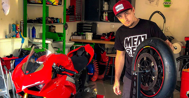 KarelAbrahamDucati.jpg