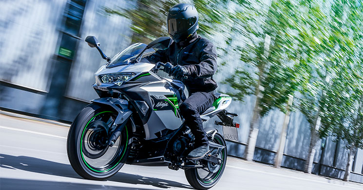 Kawasaki-Ninja-e1.