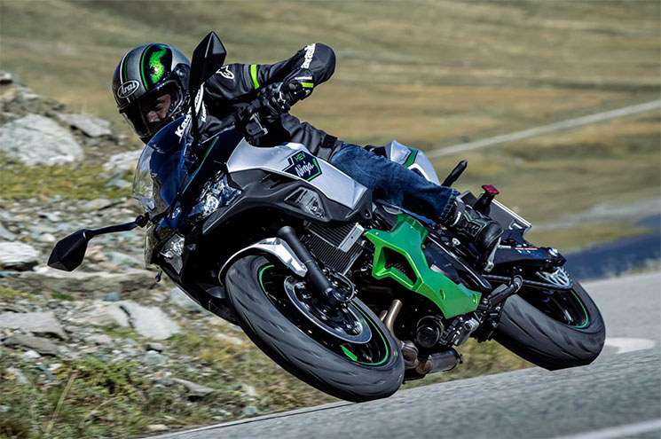 Kawasaki-Ninja7-Hybrid