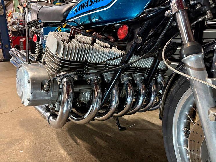 Kawasaki KH 606