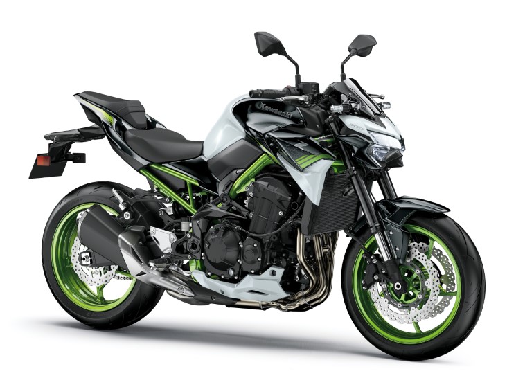 Kawasaki-Z900-2021