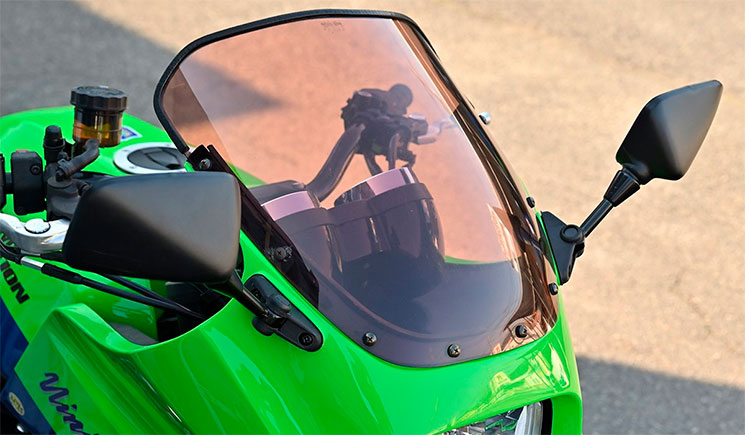/KawasakiGPZ900R-Z900RS