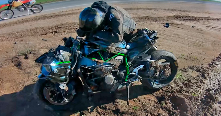 KawasakiH2Totaled.jpg