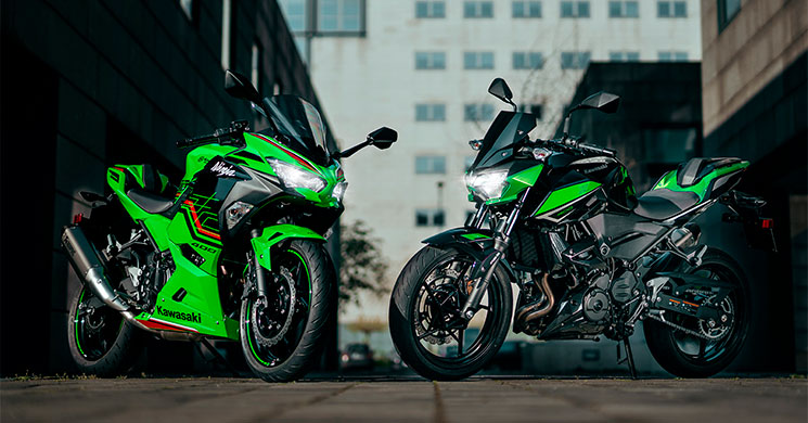 KawasakiNinja400-Z400-2023.jpg
