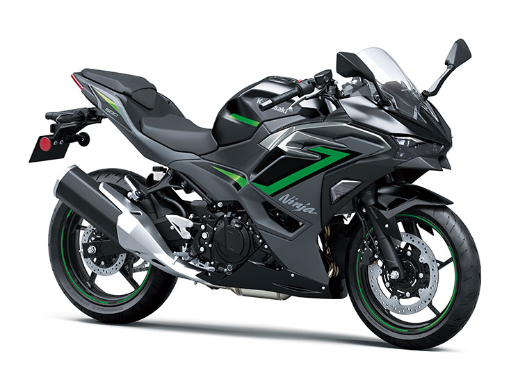 KawasakiNinja500-2024.jpg