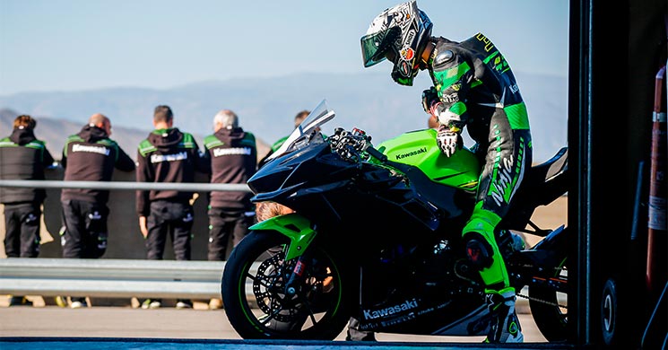 KawasakiNinjaSuperspor300.jpg