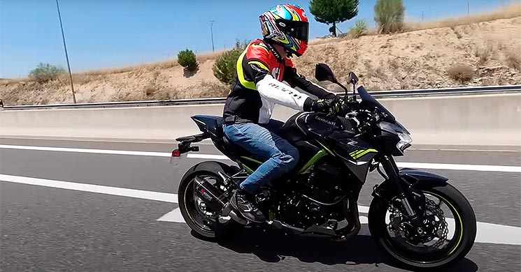 kawasaki z 900