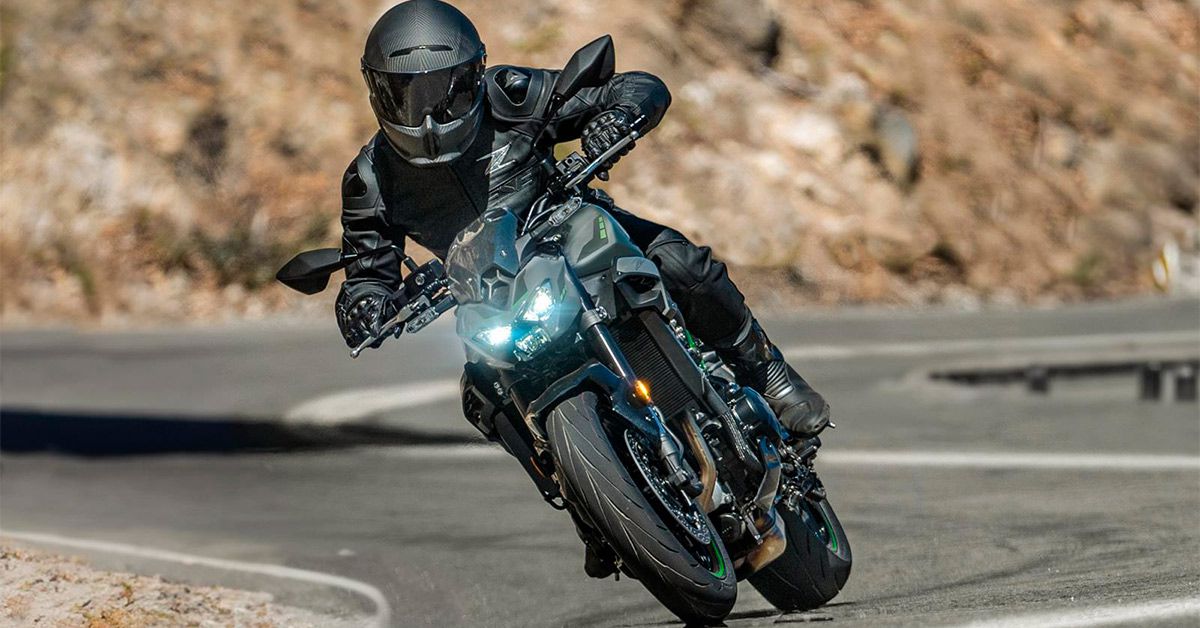 KawasakiZ900_compressed