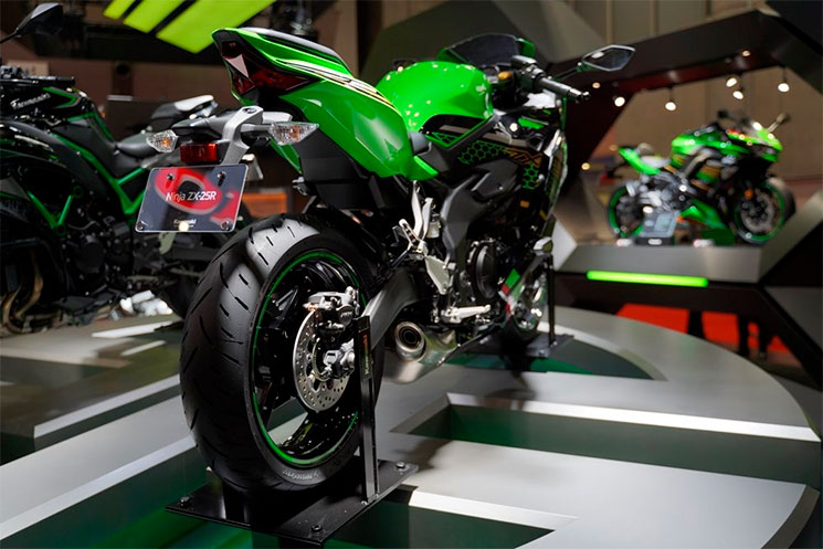 KawasakiZX25R-2020-522.jpg