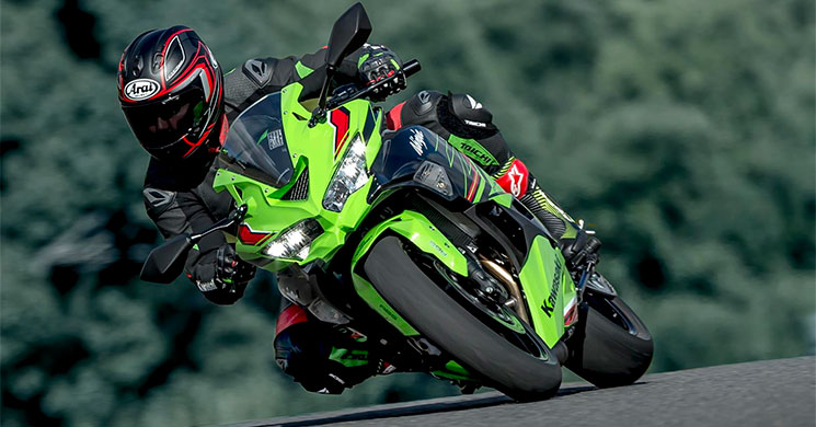 KawasakiZX4RR-343.jpg