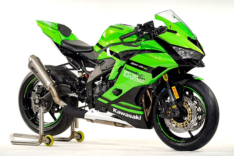 /KawasakiZX4RR-Race