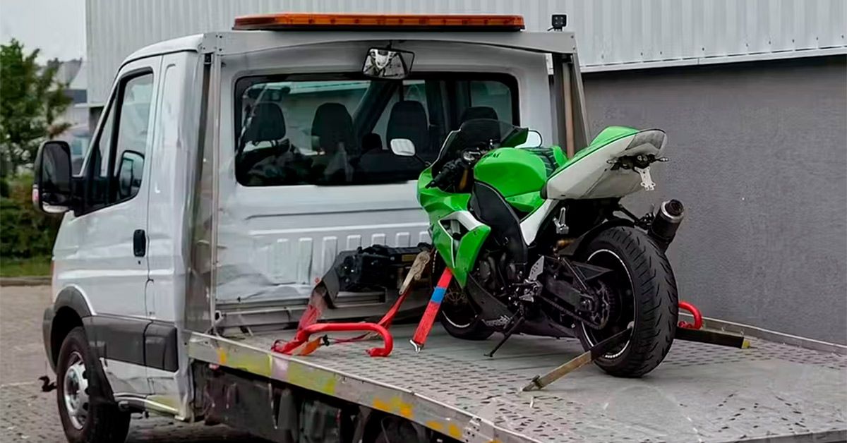 KawasakienGrua_compressed