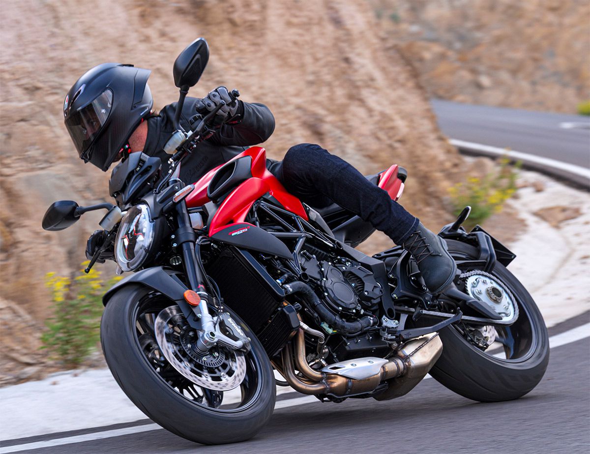 /MV-Agusta-Brutale-800