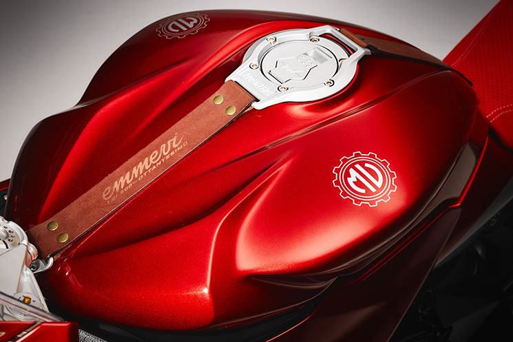 /MV-Agusta-Superveloce-S-Ottantesimo