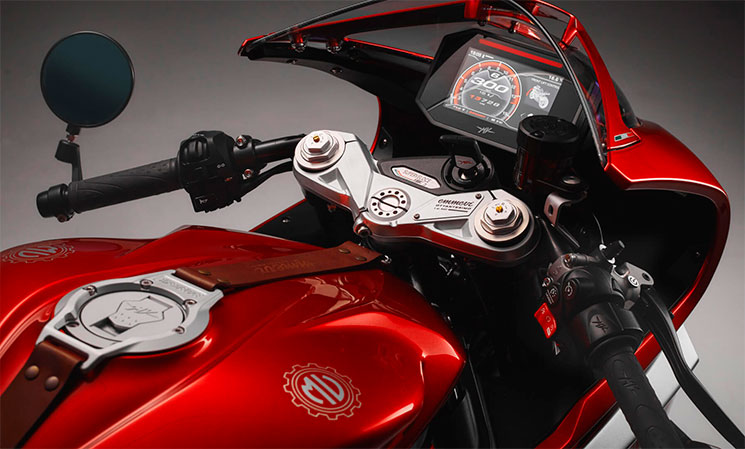 /MV-Agusta-Superveloce-S-Ottantesimo