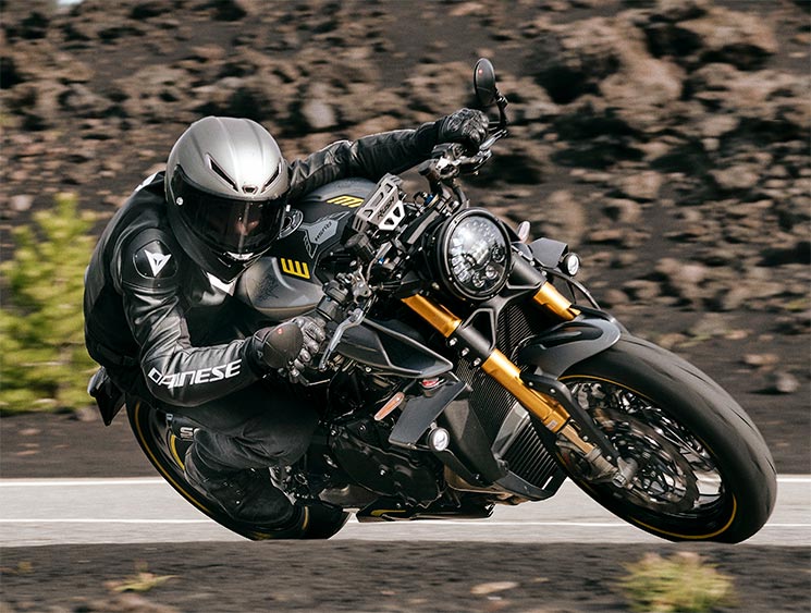 MVAGUSTA-RUSH-2021.jpg
