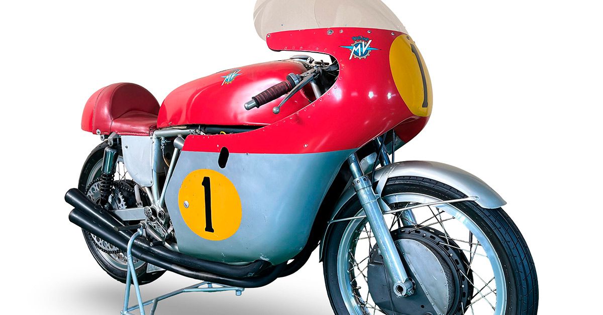 VAGUSTA_Hailwood-Agostin