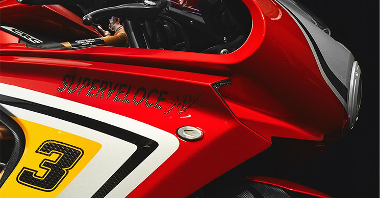 MVAgusta-Superveloce-Testalarga
