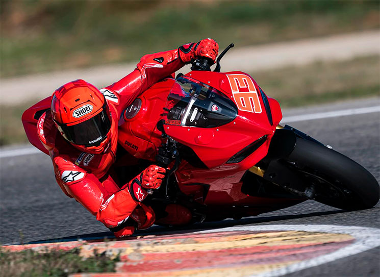 /MarcMarquezDucatiPanigaleV2