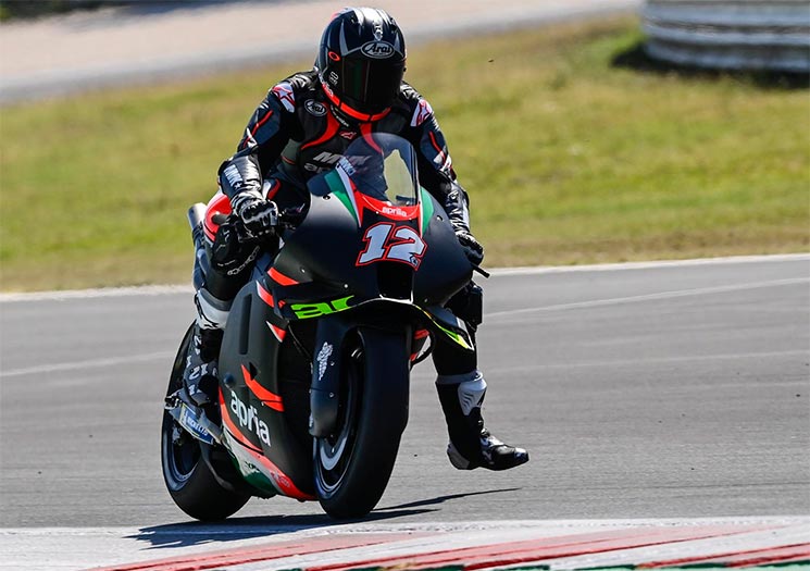 s/MaverickAprilia-45.jpg